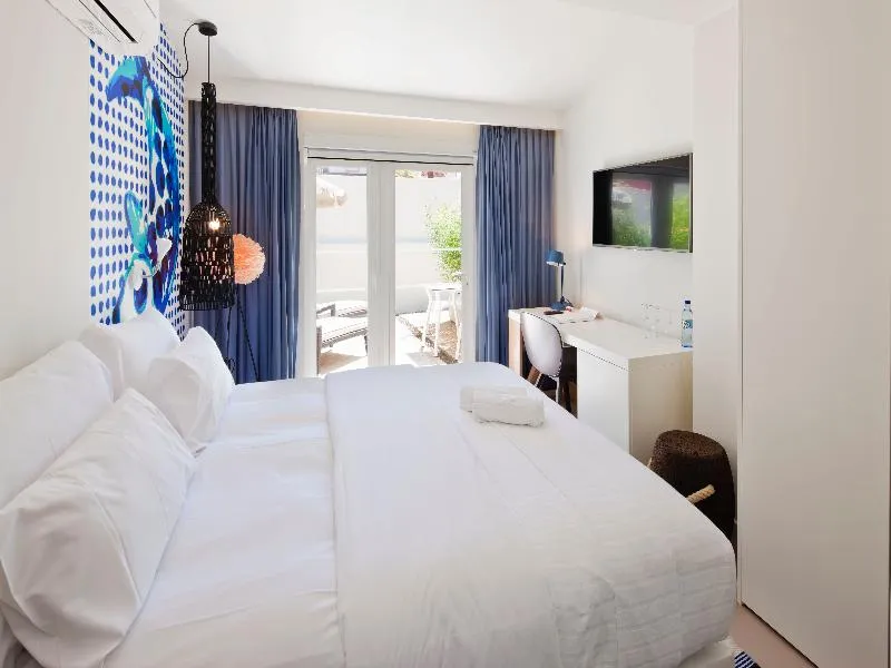 Double or Twin DELUXE Room, Costa d'Oiro Ambiance Village, Algarve