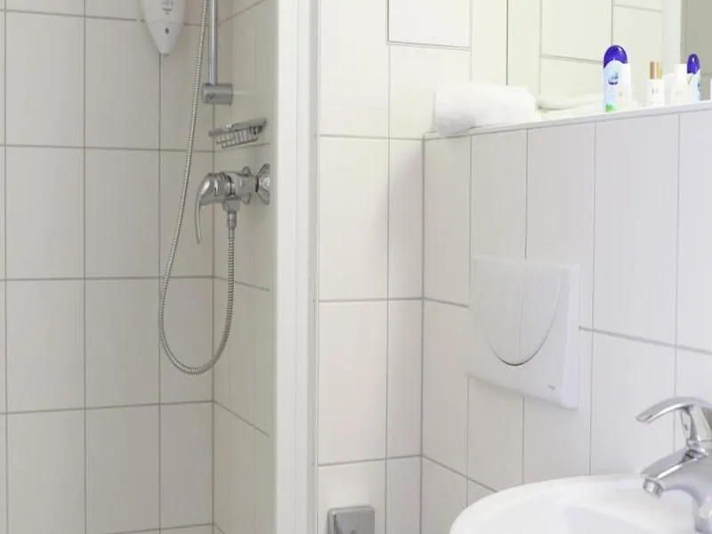 SINGLE STANDARD Room, Premier Inn Berlin City Süd, Berlin