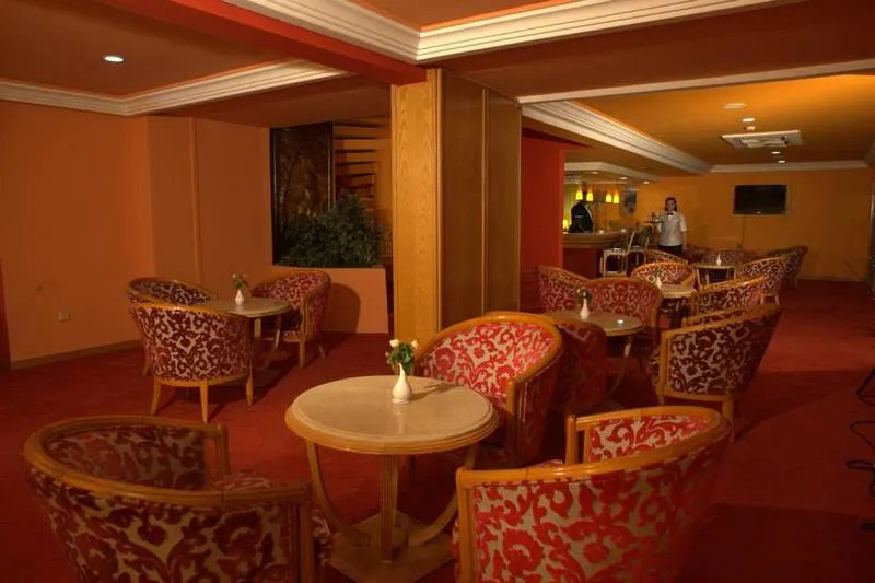 Bar, Ezzahra Dar Tunis, Tunisia