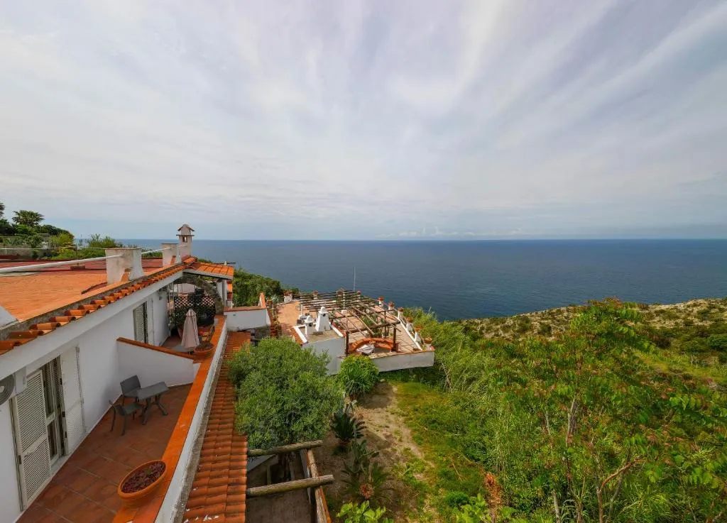Terrace, Hotel Punto Azzurro Adult Only, Naples