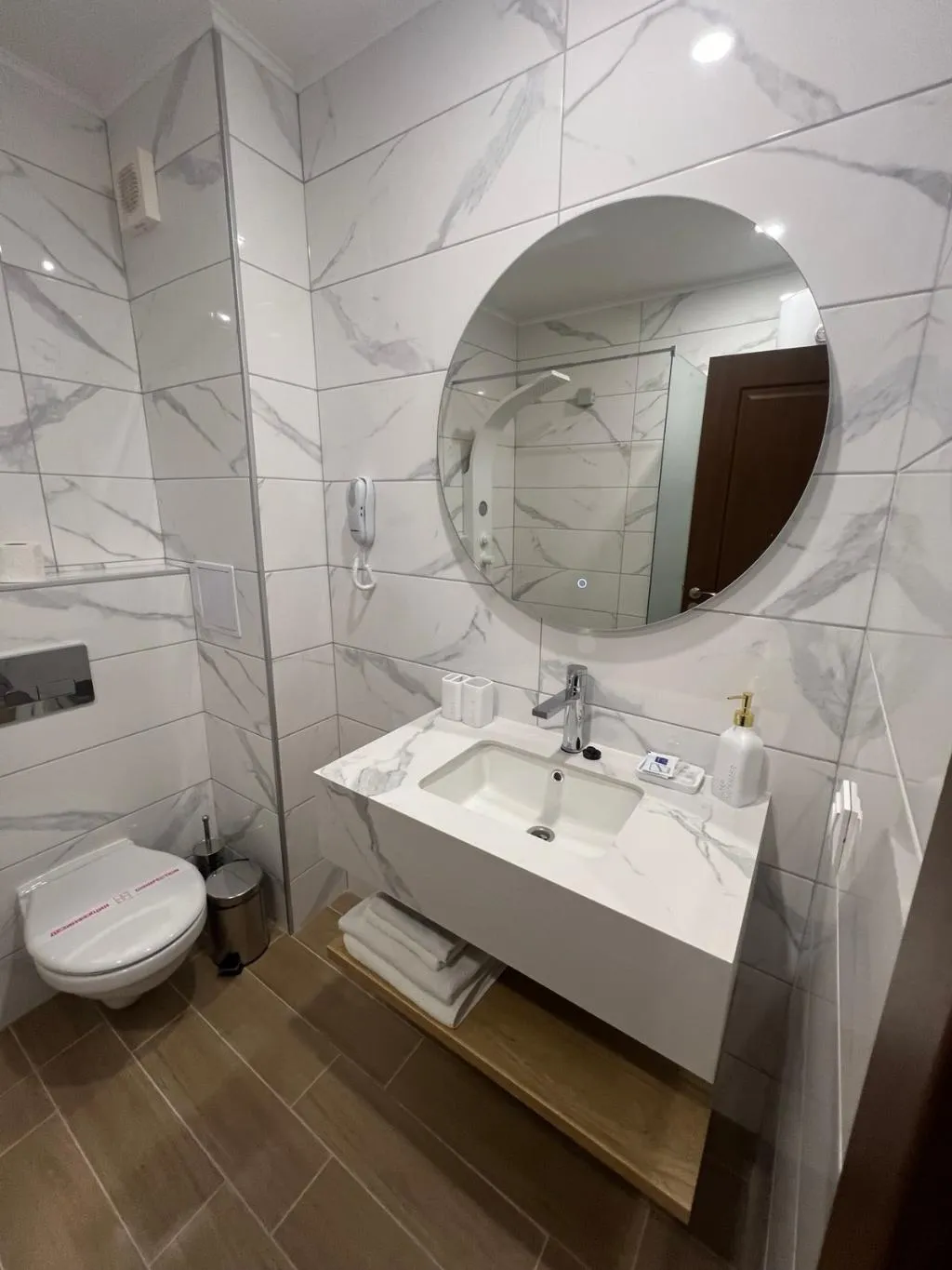 Room DELUXE TWO BEDS Room, Central, Bourgas