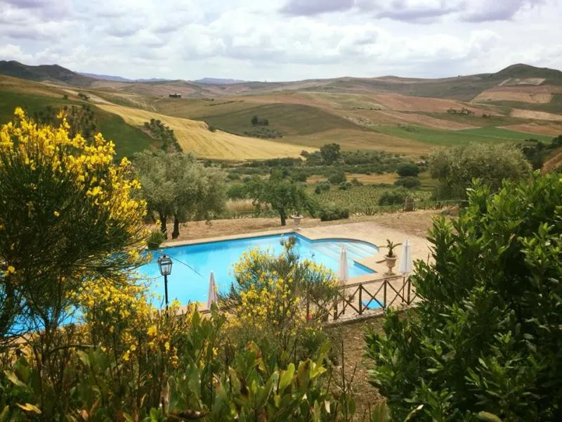 Pool, Masseria San Giovanni Sgadari, Palermo