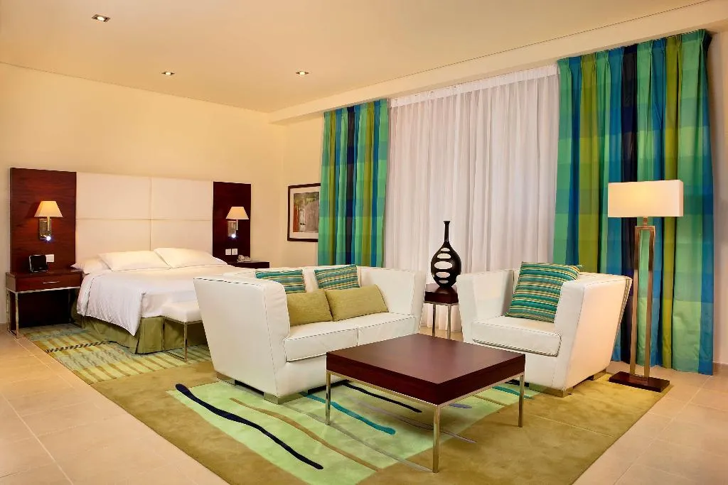 JUNIOR SUITE SEA VIEW Room, Hilton Dubai The Walk, Dubai