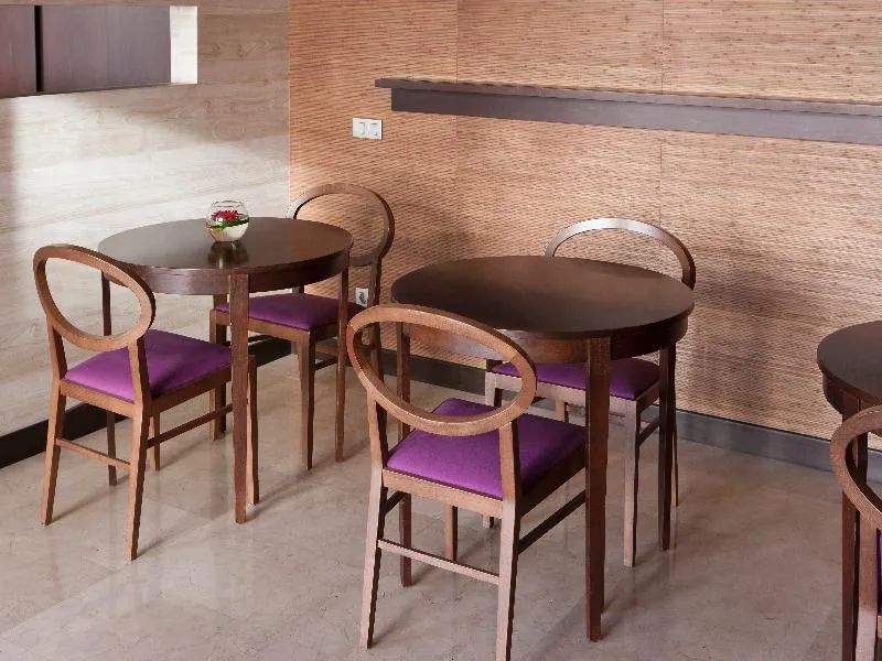 Restaurant, NH Parla, Madrid
