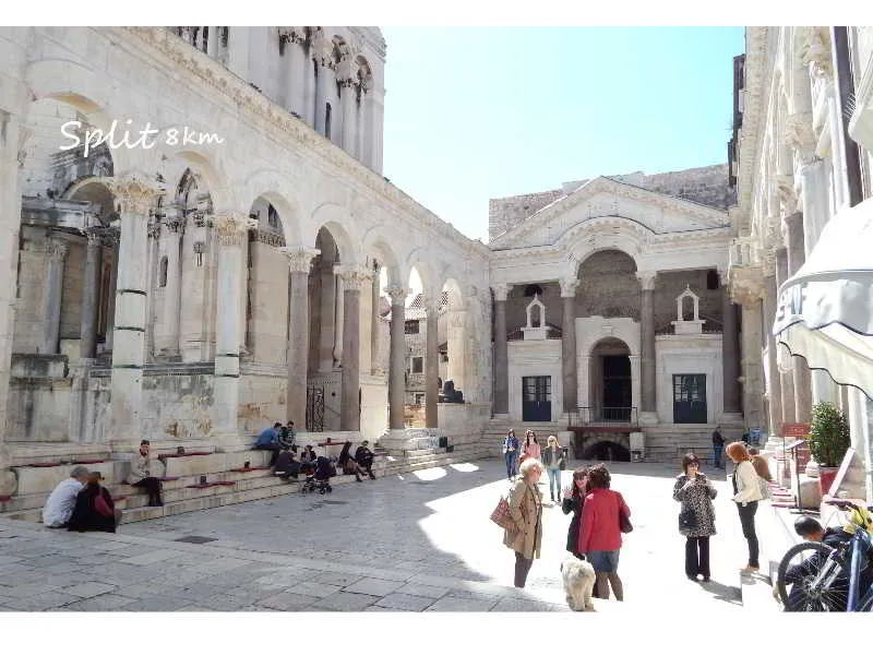 Sports and Entertainment, Sunce, Split