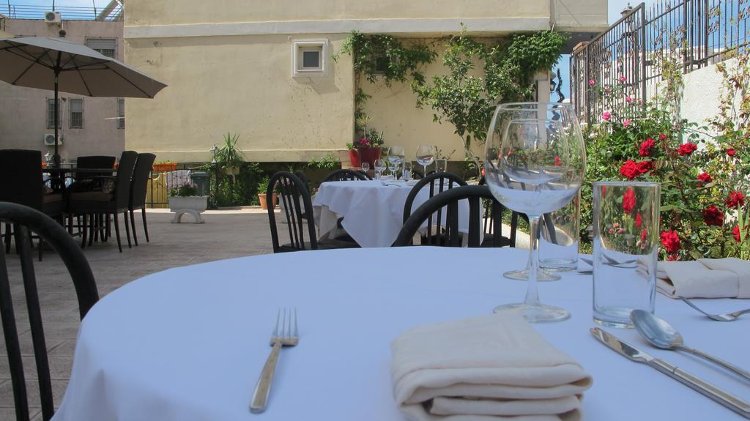 Image, Hotel Nika, Kavaje