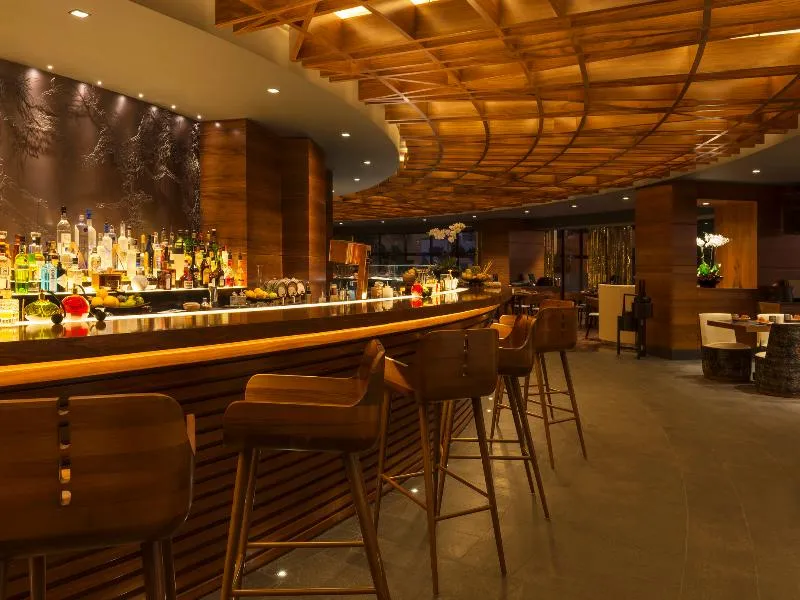 Bar, Le Royal Meridien Beach Resort and Spa, Dubai