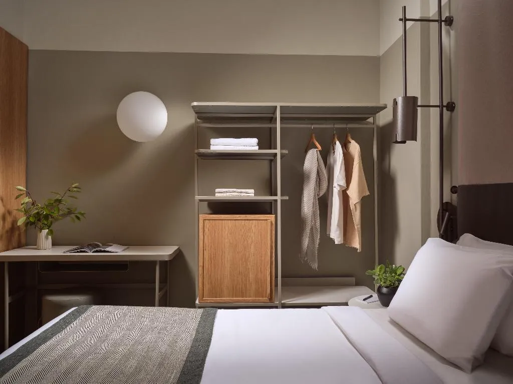Room, City, Halkidiki