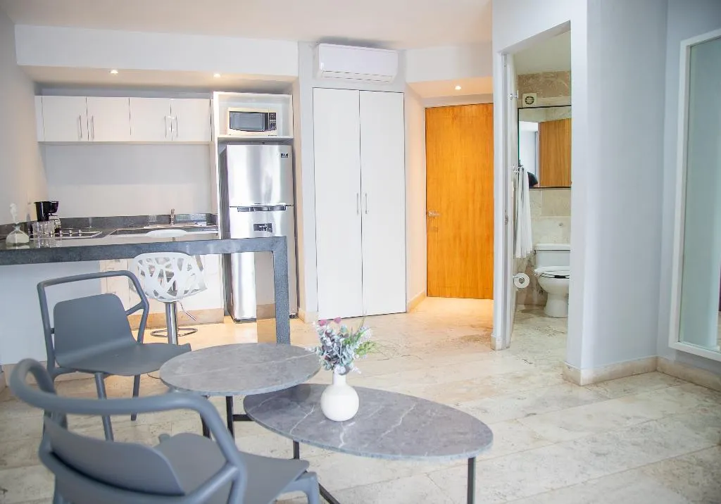 SUITE DELUXE WITH AIR CONDITIONING Room, Hotelito del Mar Playa del Carmen, Playa Del Carmen