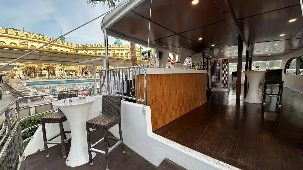 Bar, Crystal Sunset Pearl Collection, Antalya