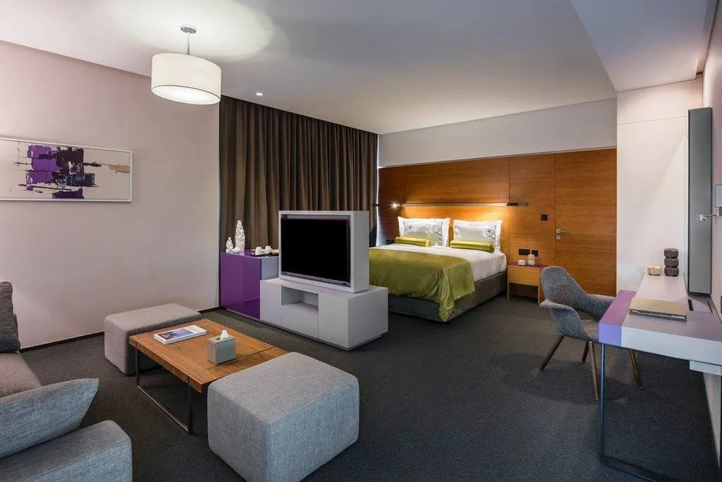 Double or Twin SUPERIOR CITY VIEW Room, The Act Hotel, Dubai