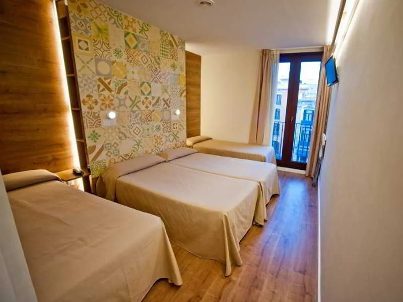 Room, Hostal Mare Nostrum, Barcelona