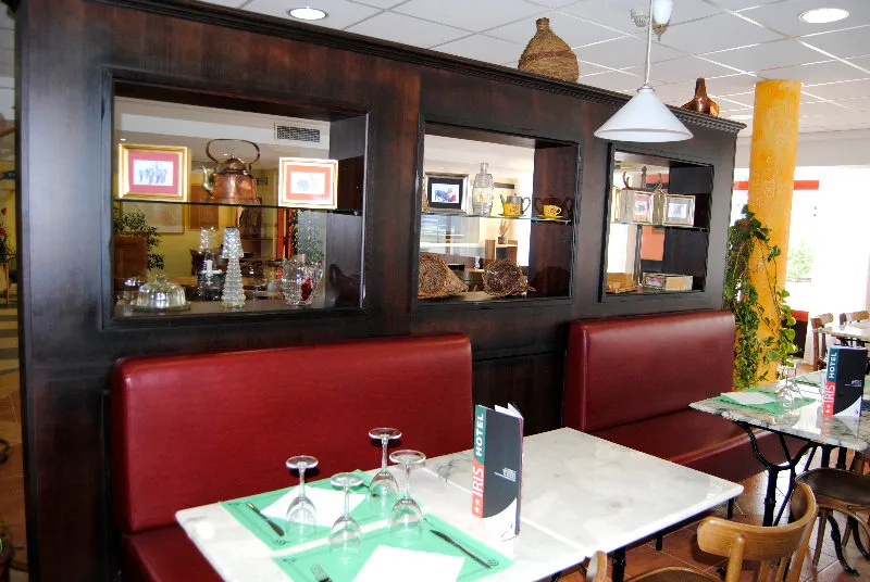 Restaurant, Iris Guadalajara, Madrid