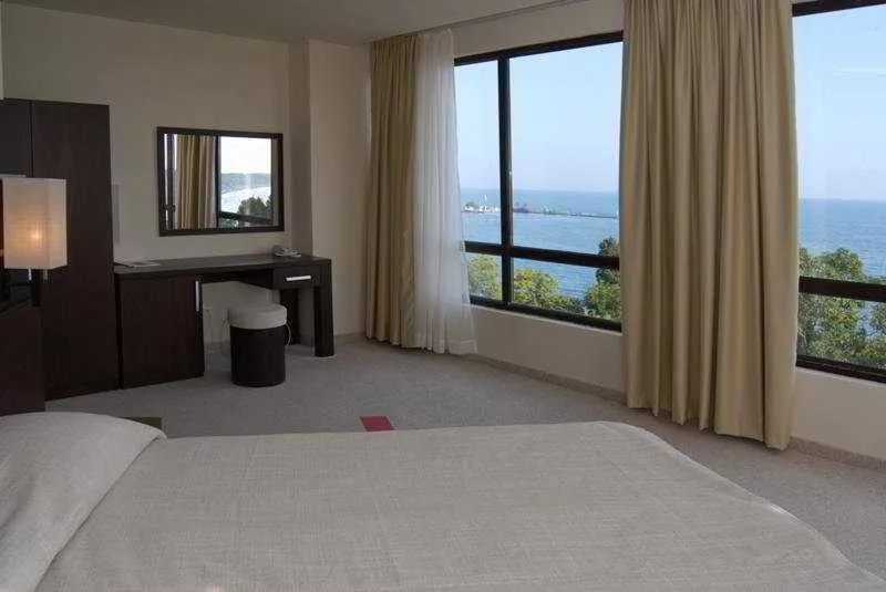 Room, Vigo, Bourgas