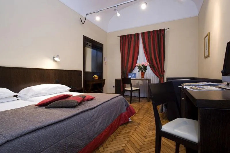 TRIPLE ECONOMY Room, De Petris, Rome