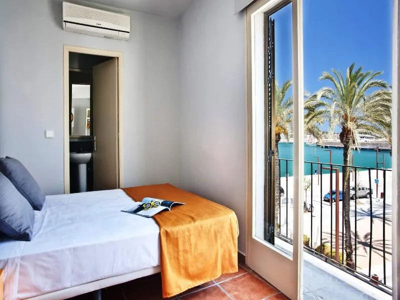Room, Ryans La Marina, Ibiza