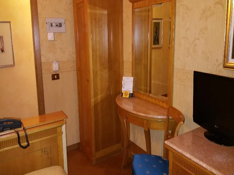 SINGLE STANDARD Room, Giorgi, Rome