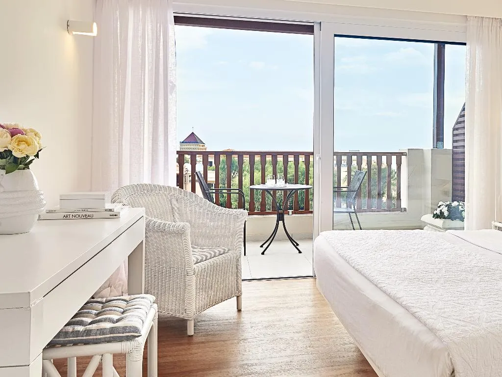 Double or Twin SIDE SEA VIEW Room, Grecotel Marine Palace & Aqua Park, Crete