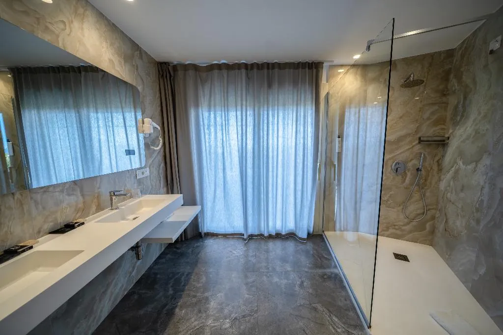 DOUBLE SUPERIOR Room, Plaza Hotel Catania, Catania