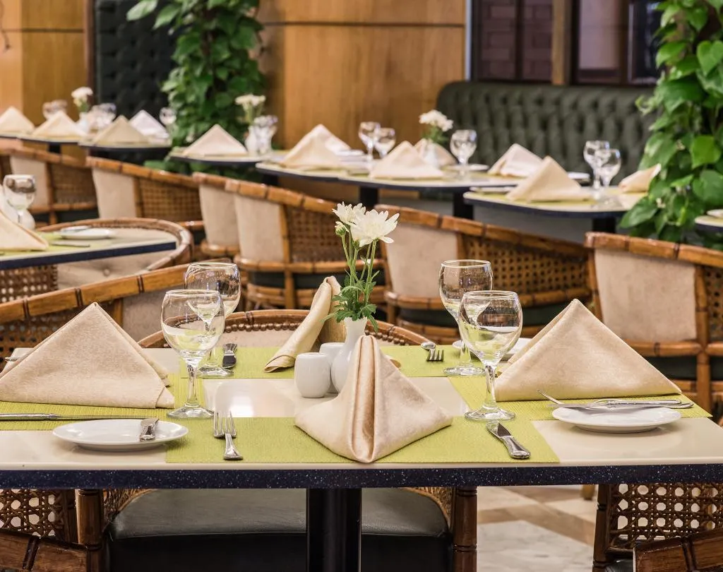 Restaurant, Sonesta Hotel Tower & Casino Cairo, Cairo