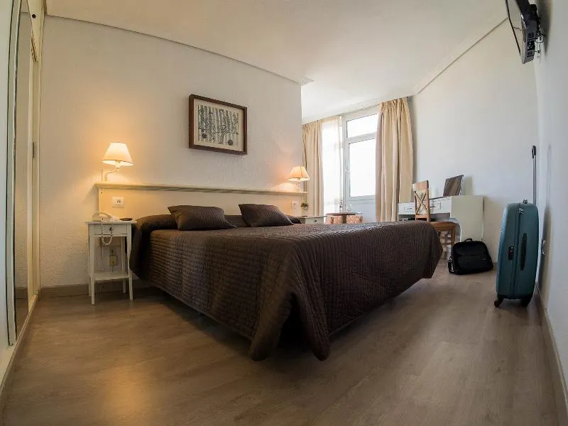 Double or Twin STANDARD Room, Pasarela, Seville