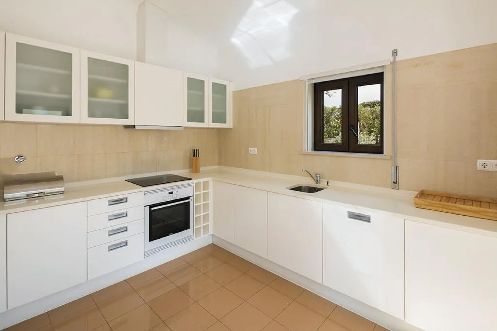 VILLA WITH PRIVATE POOL Room, Porto Dona Maria, Algarve