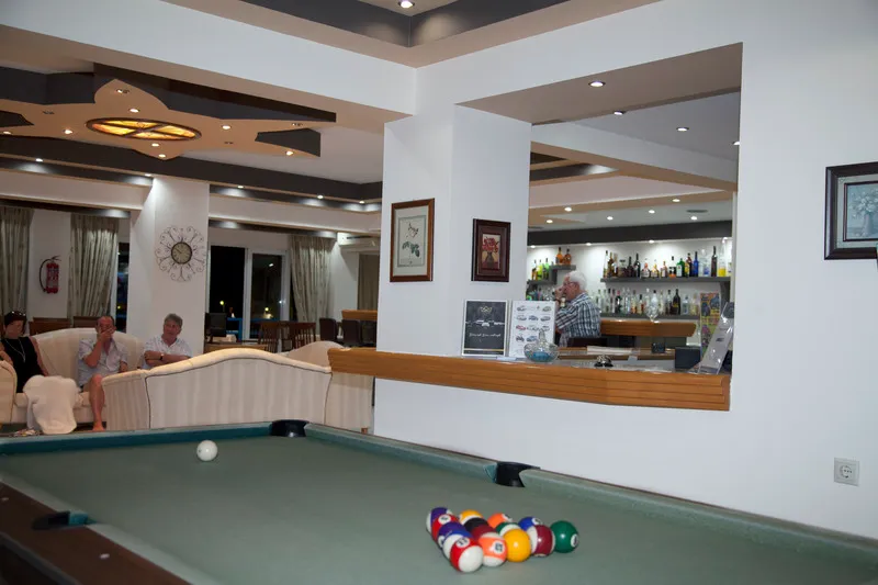 Bar, Athinoula, Kos