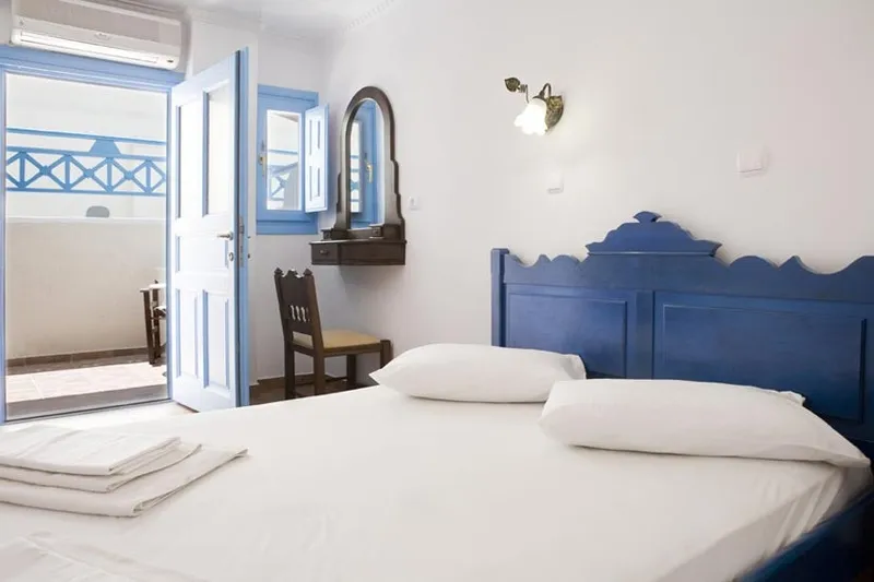 Double or Twin STANDARD Room, Blue Diamond Bay, Santorini