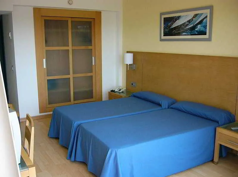 DOUBLE SINGLE USE STANDARD Room, Exe Portals Nous, Majorca