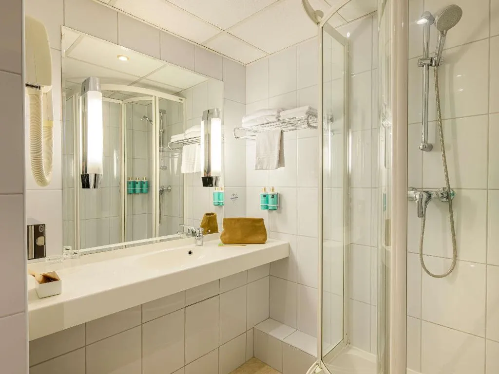 DOUBLE QUEEN SIZE BED Room, Novotel Gdansk Centrum, Gdansk