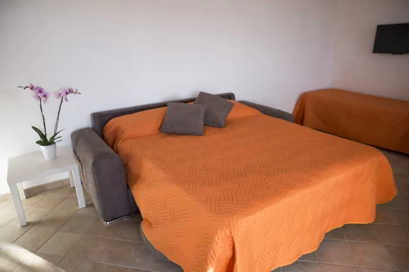 Room, Lemon Flat, Naples