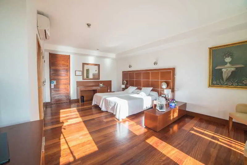 Room, Acinipo, Costa Del Sol