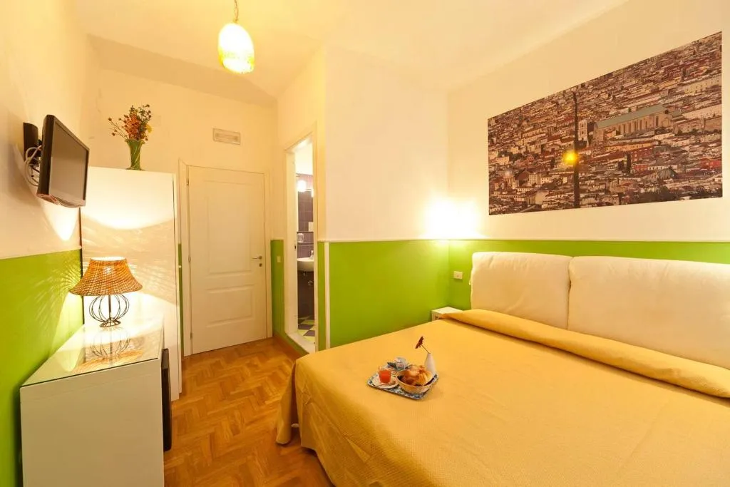 Double or Twin STANDARD Room, Cappella Vecchia 11, Naples
