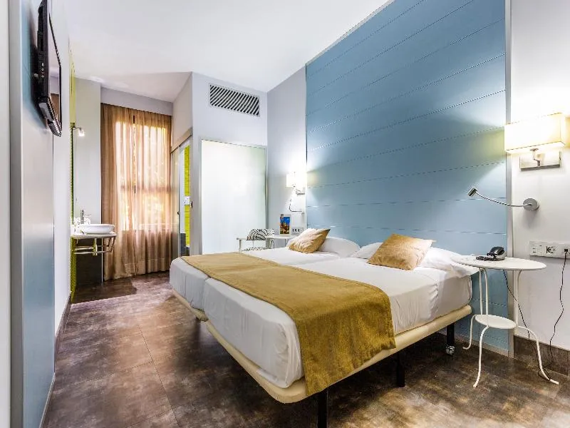 Double or Twin STANDARD Room, AACR Monteolivos Hotel, Seville
