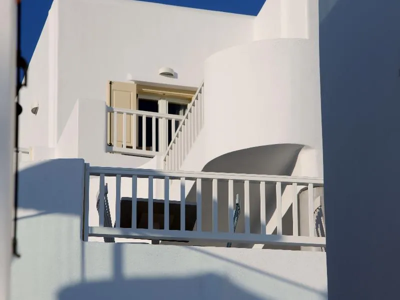 General view, The George Hotel, Mykonos