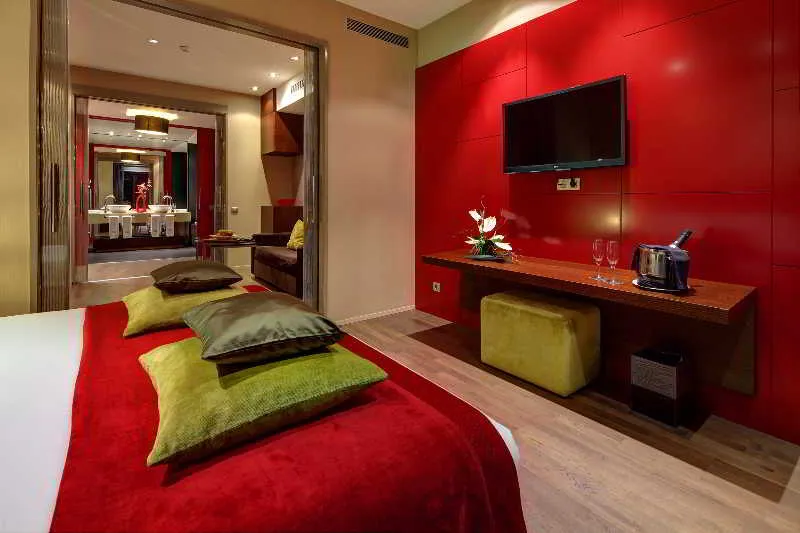 Room, Olivia Plaza Hotel, Barcelona