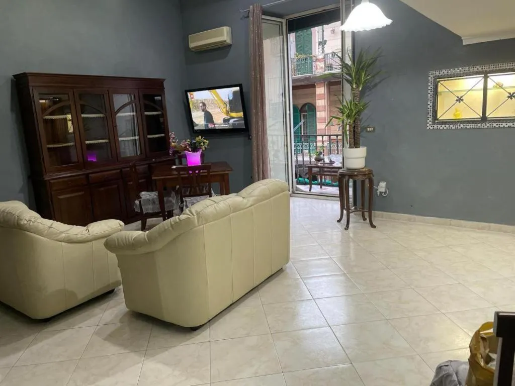 APARTMENT CITY VIEW ONE BEDROOM Room, Iris, Naples