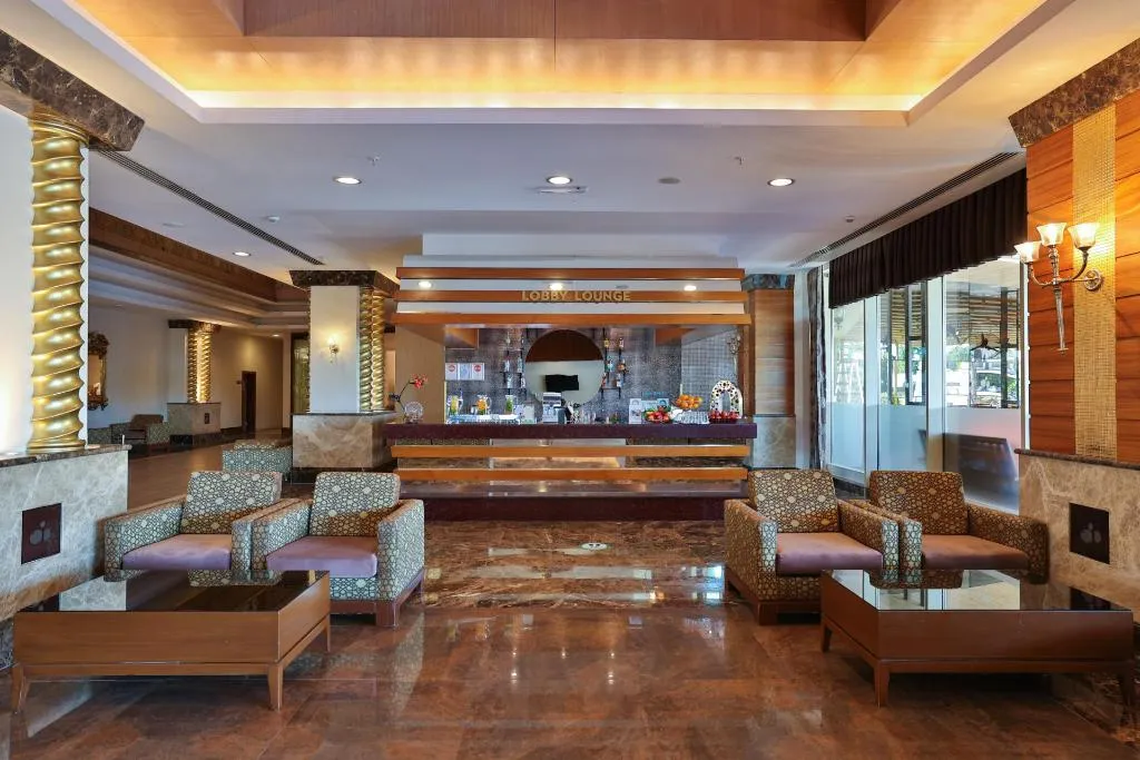Bar, Crystal Prestige Pearl Collection, Antalya