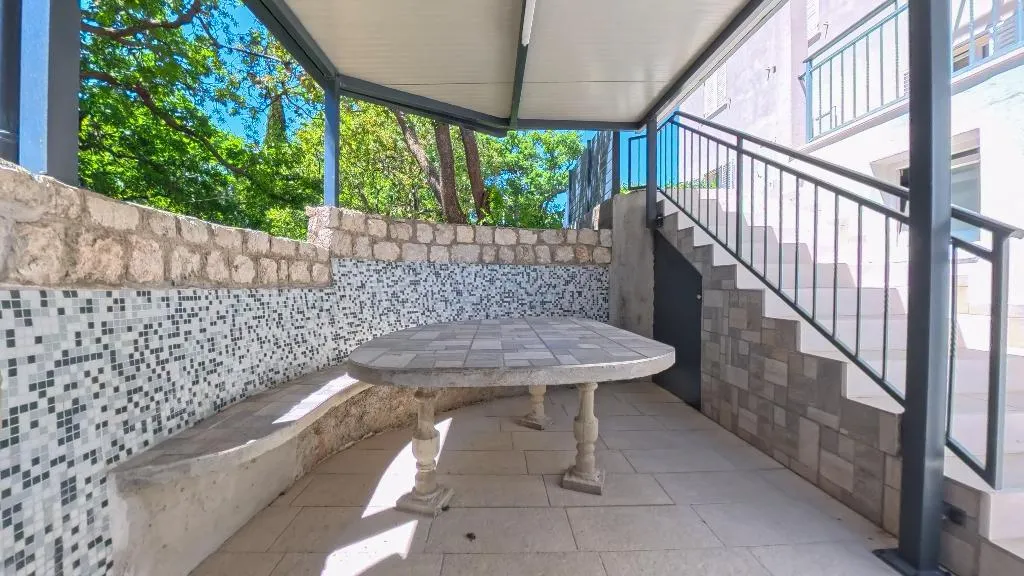 Sports and Entertainment, Villa Mambo, Dubrovnik