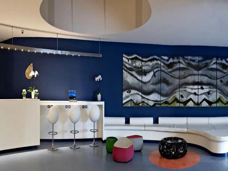 Lobby, Poseidon, Naples