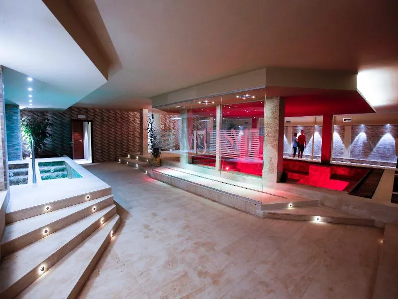 Sports and Entertainment, Excel Milano 3, Milan