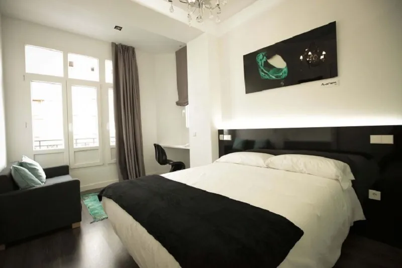 DOUBLE SINGLE USE DELUXE CAPACITY 2 Room, Vitium Urban Suites, Madrid