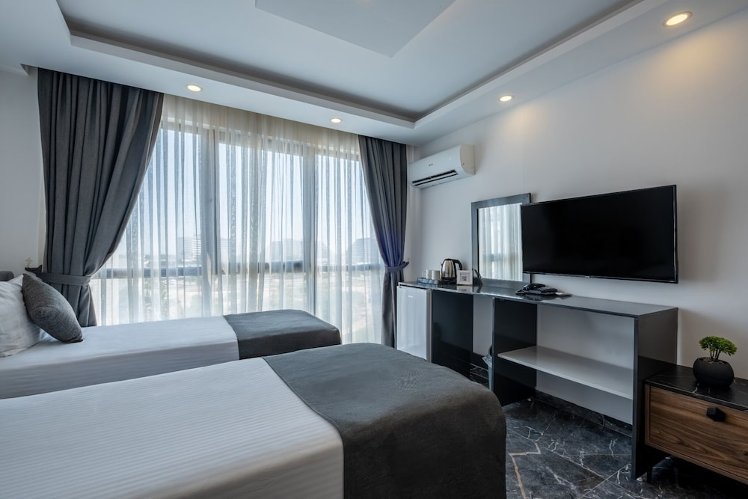 Evin Park Suit, Antalya