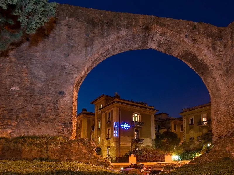 General view, Emona Aquaeductus, Naples