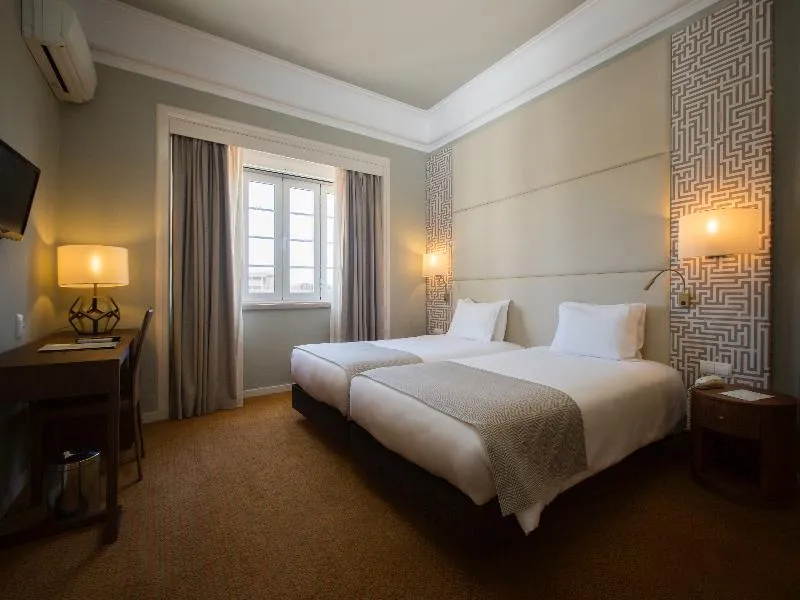 TRIPLE CAPACITY 4 Room, Miraparque, Lisbon