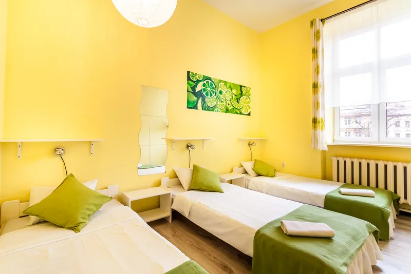 TRIPLE WITH SHARED BATHROOM Room, The Secret Garden Hostel, Krakow