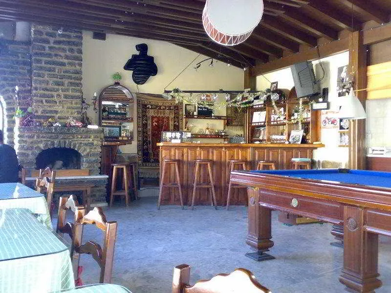 Bar, Berg, Bodrum