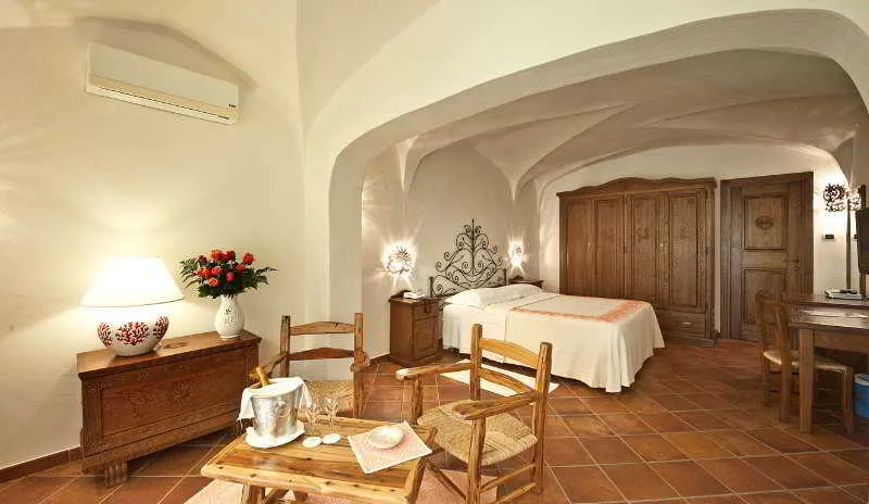 Room, La Rocca, Olbia