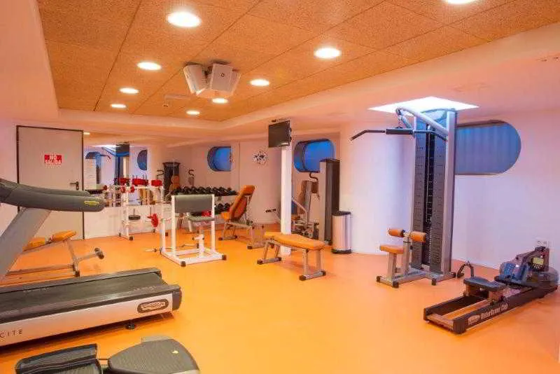 Sports and Entertainment, Ambassador Playa I, Costa Blanca