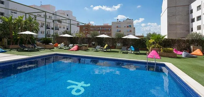 Pool, Port Valencia Feria, Valencia